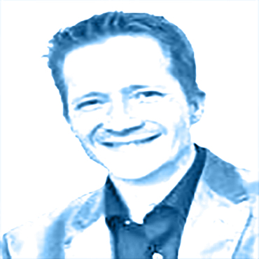 Team_18_Michael-Avirss_lightblue.jpg